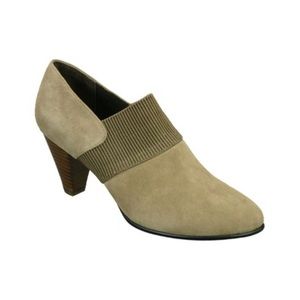 David Tate Suede Heels